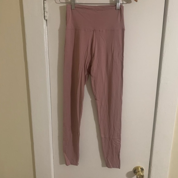 Pink rose Stretch Leggings NEW ONE SIZE fits most S-L - Picture 1 of 6